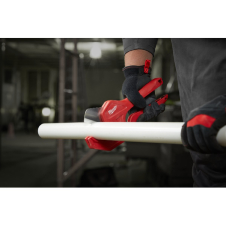 Різак для ПВХ труб MILWAUKEE 4932464172