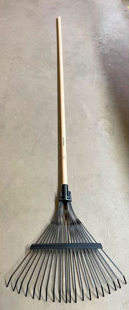 Грабли Fiskars FSC 1011611