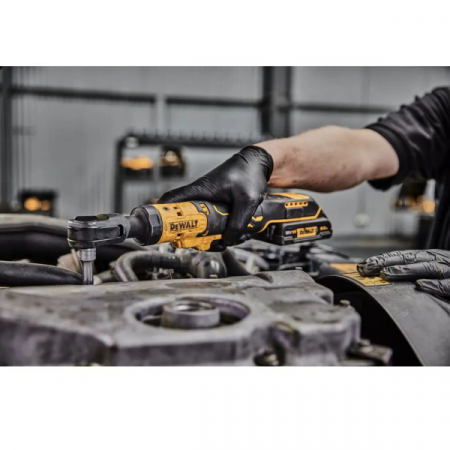 Гайковерт угловой DeWALT DCF512D1G