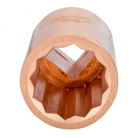 Свечная головка NSB247-26