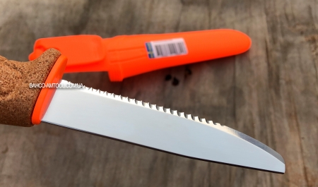 Нож Floating Knife Serrated